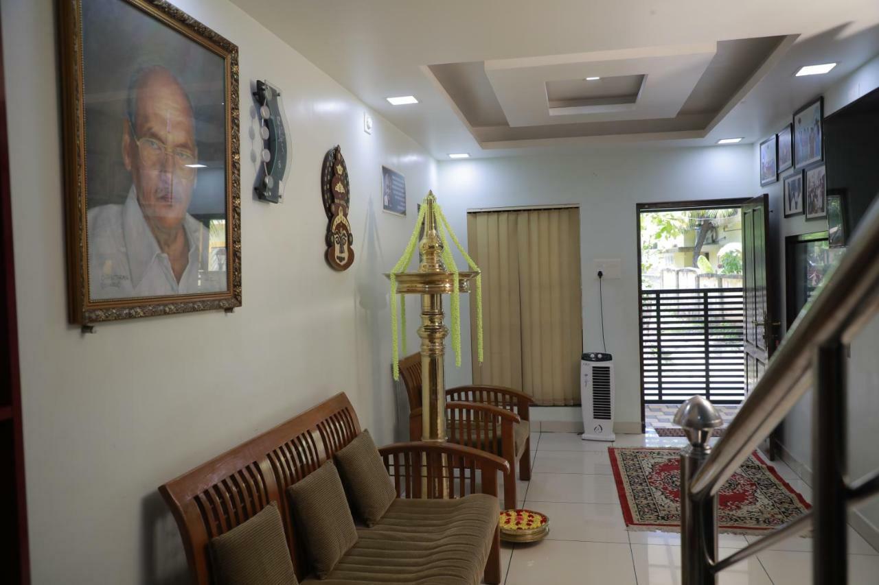 Pavithram Residency Bed and Breakfast Kollam Eksteriør billede