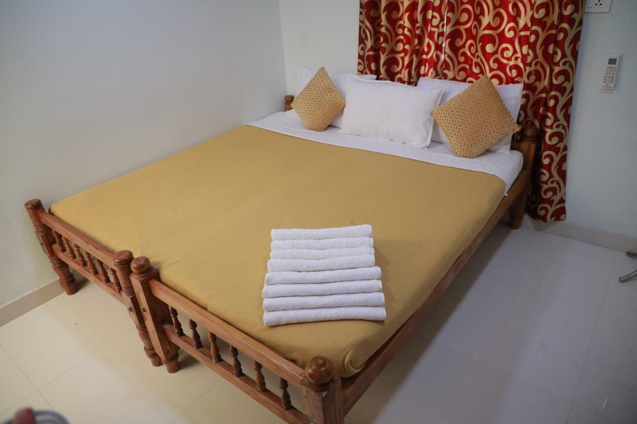 Pavithram Residency Bed and Breakfast Kollam Eksteriør billede