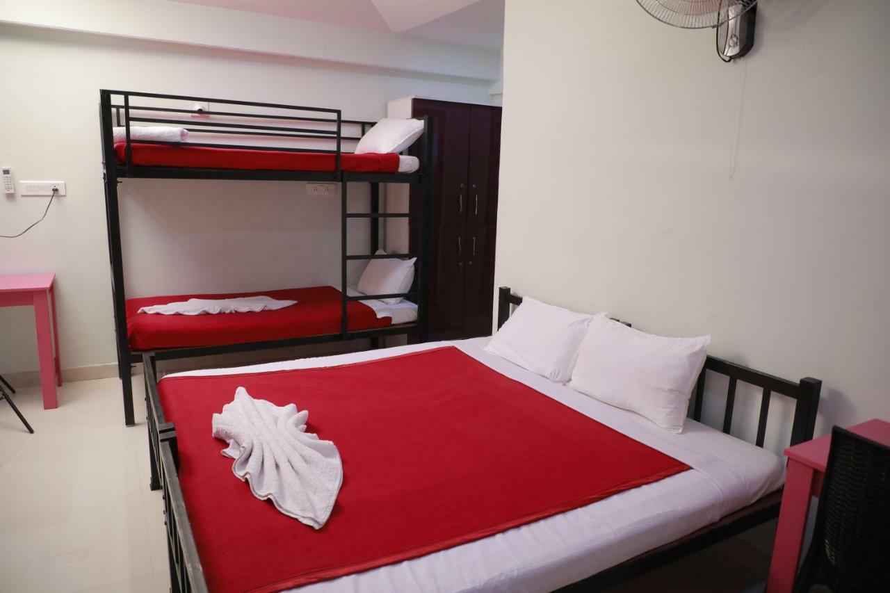Pavithram Residency Bed and Breakfast Kollam Eksteriør billede